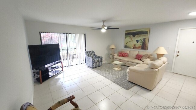 Foto del edificio - 171 Deer Creek Blvd