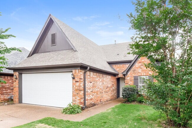 Building Photo - 10115 Cross Valley Dr