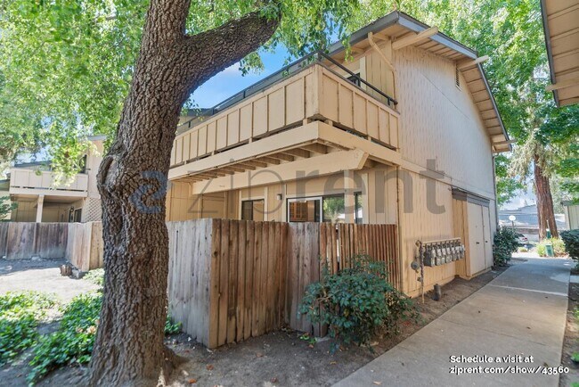 Foto del edificio - 2131 Northwood Cir