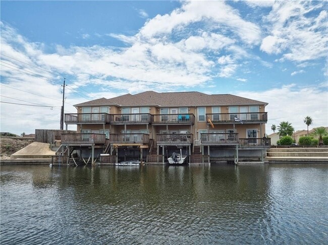 Building Photo - 15402 Seamount Cay Ct