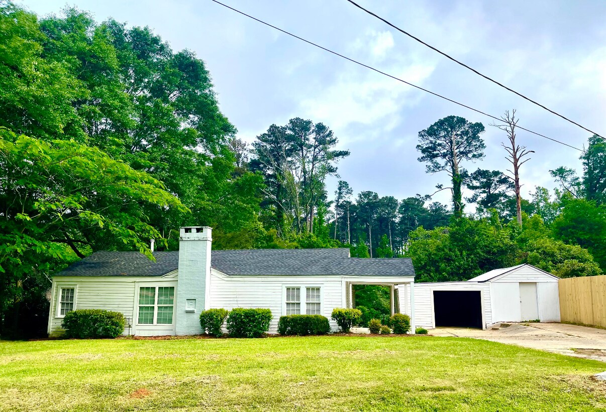 Foto principal - 641 Azalea Dr