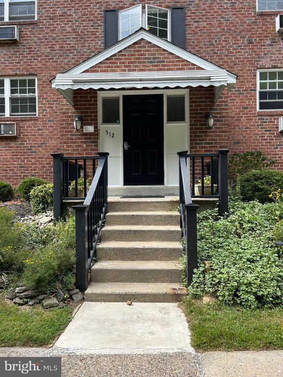 Building Photo - 512 Stidman Dr