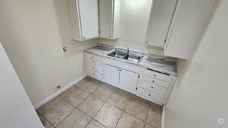 Building Photo - 13455 Filmore St