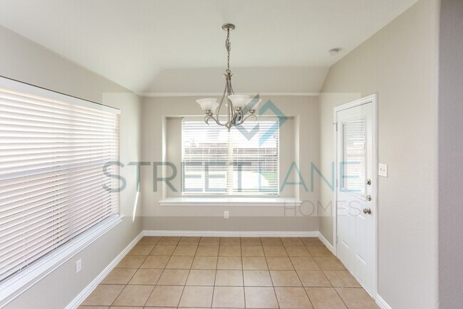 Foto del edificio - REDUCED! - $1000 off First Full Month if a...