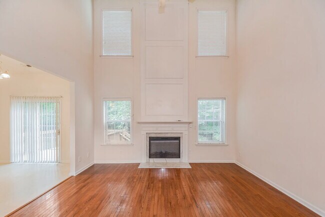 Foto del edificio - 3808 Toyon Dr
