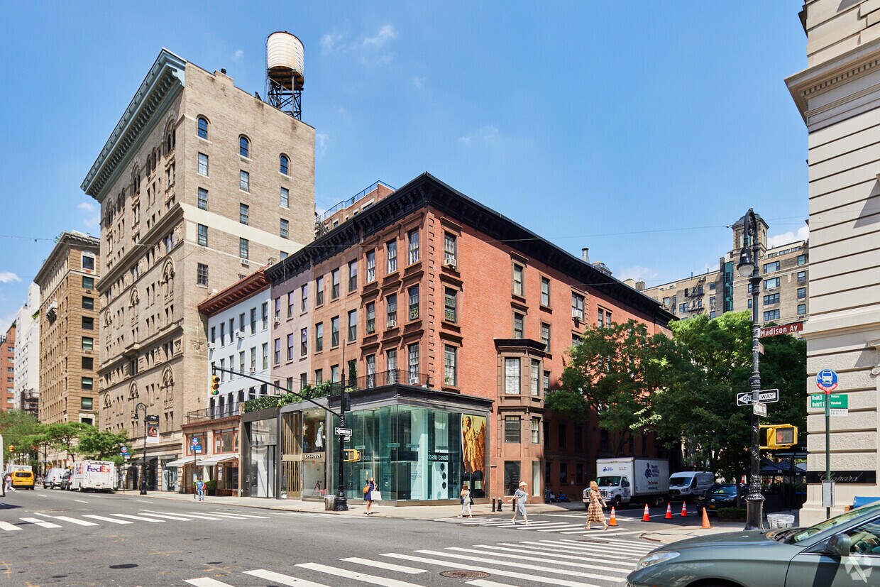 Primary Photo - 711 Madison Ave