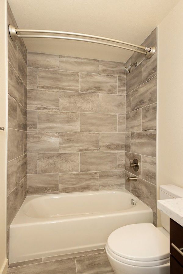 Building Photo - Spacious 2 Bed, 1 Bath in Ballard - Enjoy ...