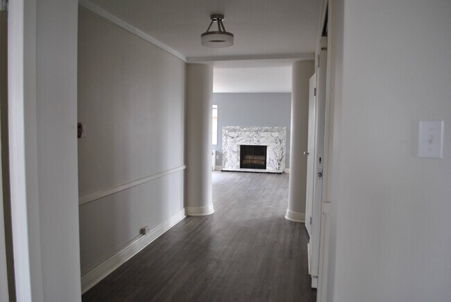 Foto del edificio - The Tuscany Apartments 300 Washington Rd.