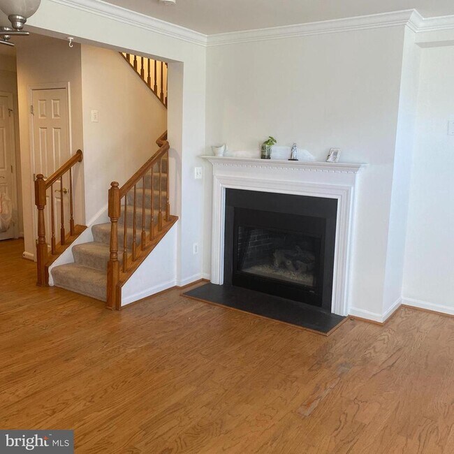 Building Photo - 4601 Whittemore Pl