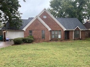 Building Photo - 7385 Chippendell Rd