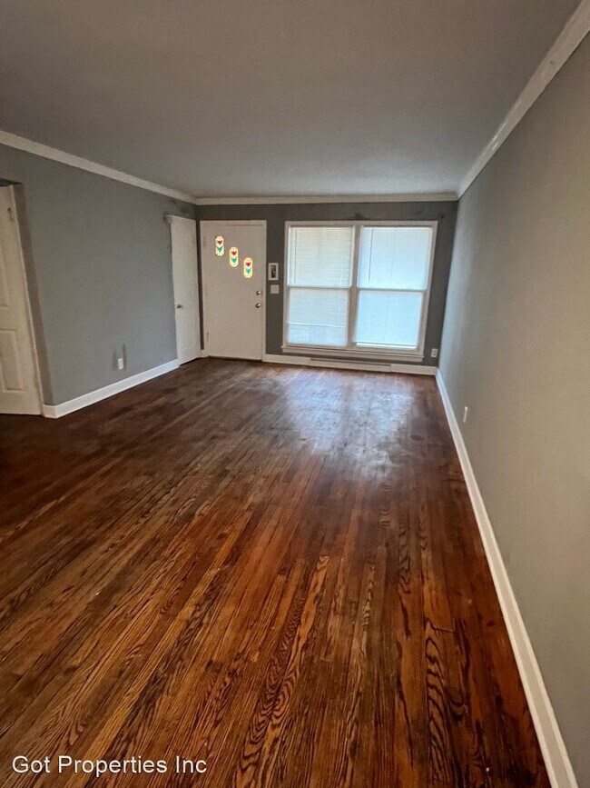 Building Photo - 3 br, 1 bath House - 332 Gage Dr