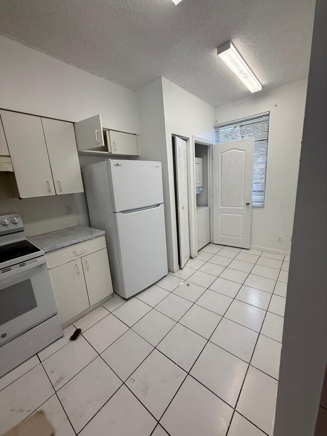 Foto del edificio - 21300 NE 8th Ct