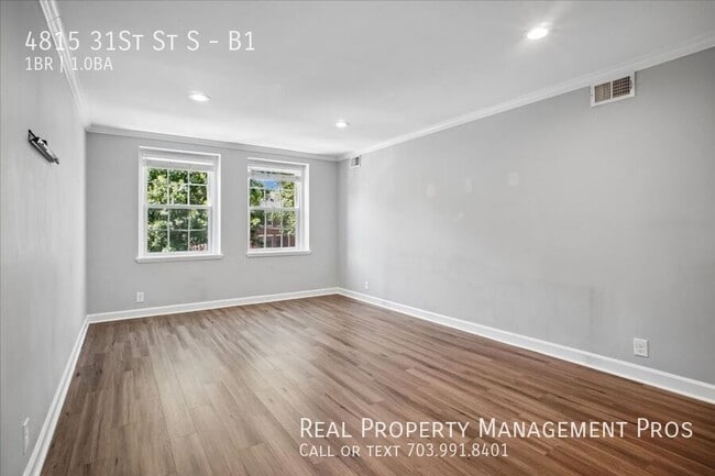 Building Photo - 4815 31st St S