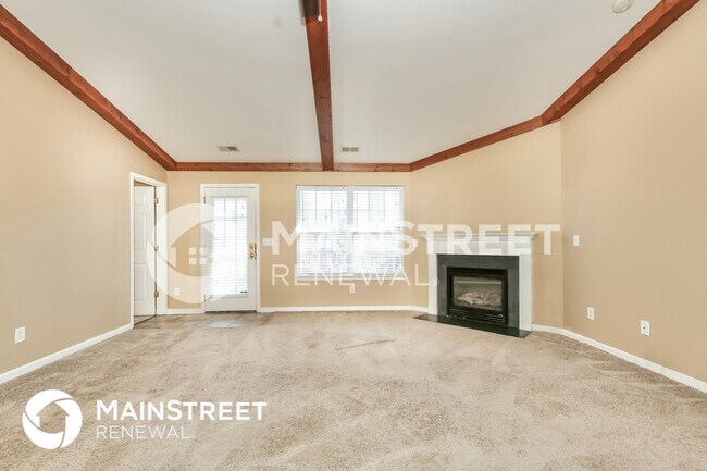 Foto del edificio - 473 Bedford Knoll Dr