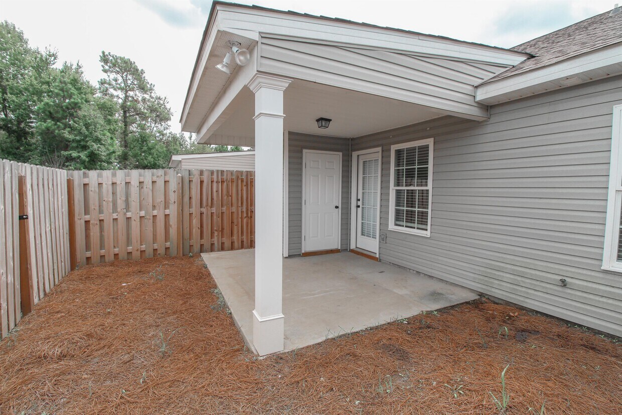 Primary Photo - 420 Andover Dr