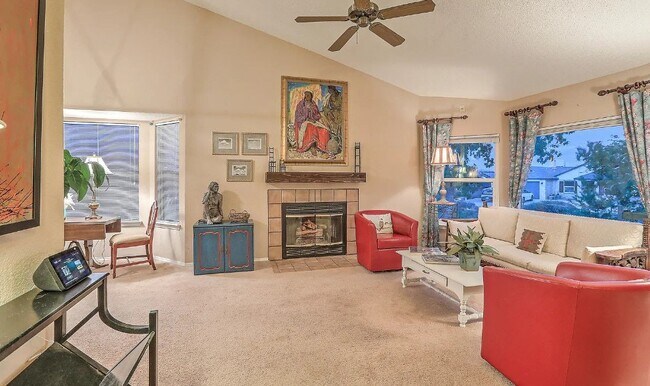Foto del edificio - 6925 Sedge Ave NW