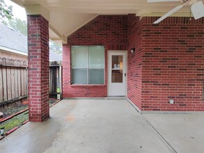 Building Photo - 7127 Bristol Ridge Dr