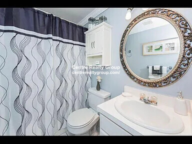 Building Photo - 86 E Howard St