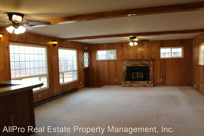 Building Photo - 3 br, 2 bath House - 5268 Paxton Ct