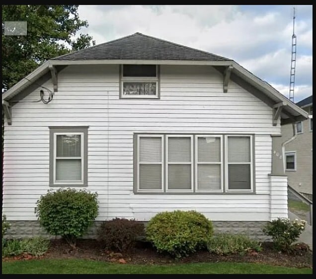 Building Photo - 408 Orena Ave