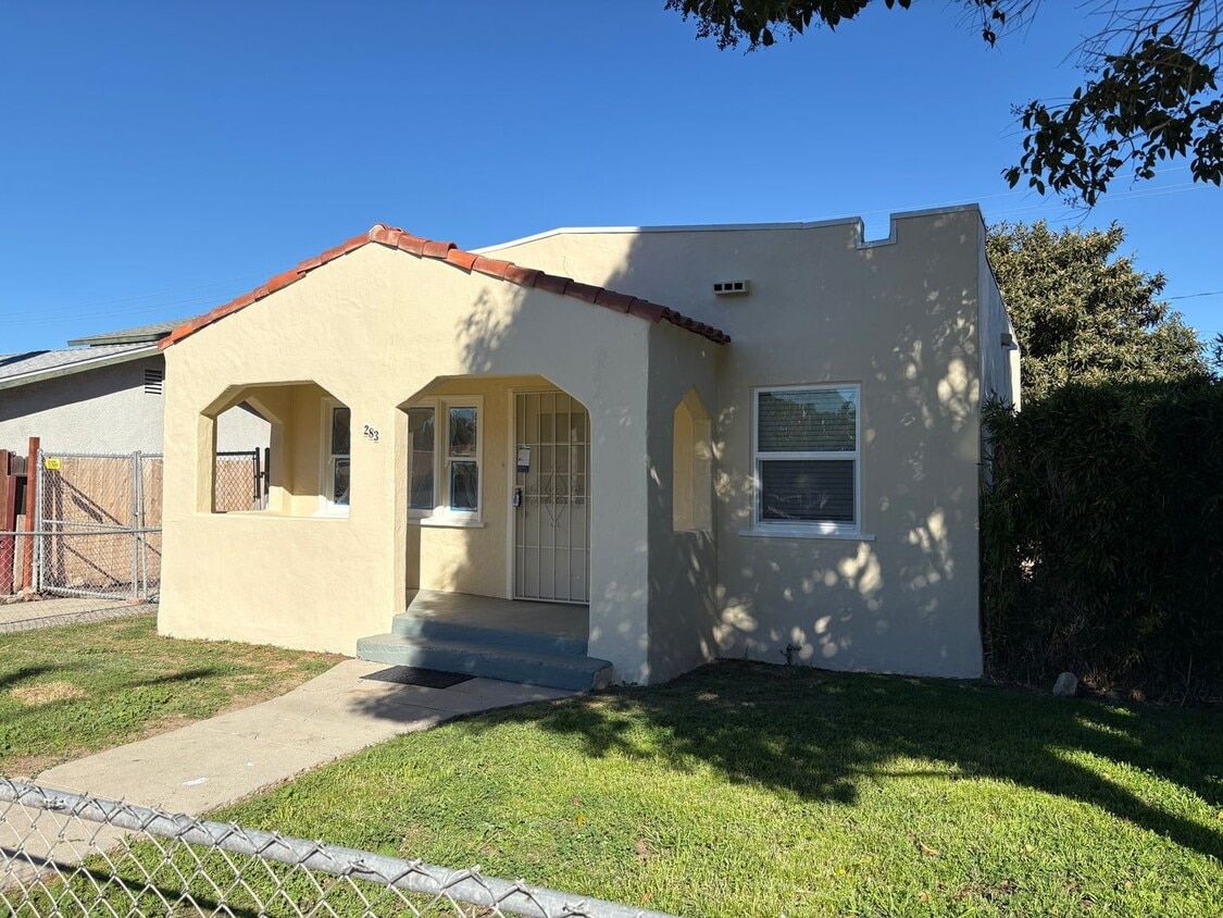 Foto principal - Charming 2+1 House nestled in the heart of Ventura, CA