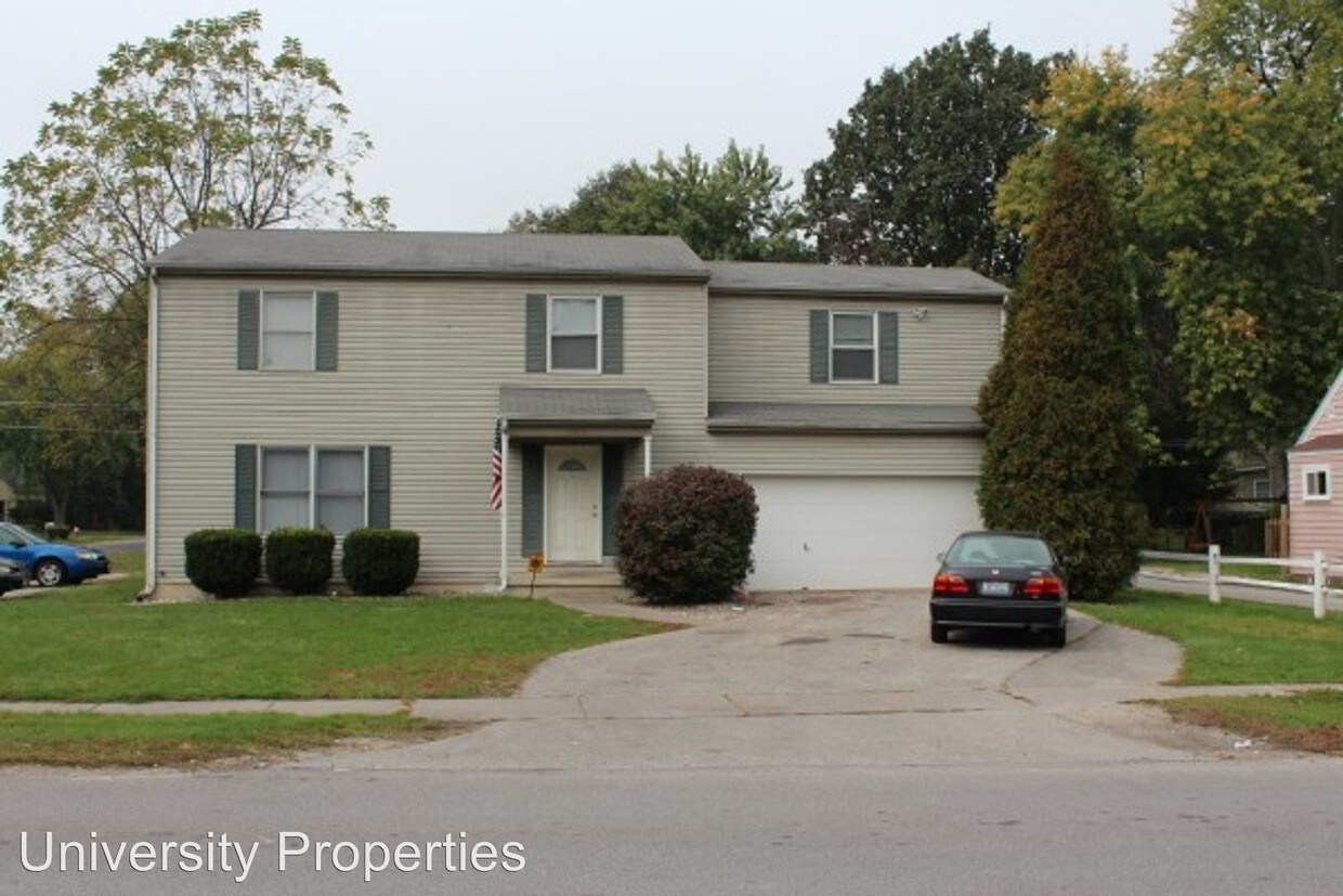 Foto principal - 7 br, 3.5 bath Room For Rent - 1103 Searles