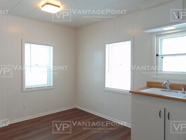 Foto del edificio - 501 S Huron St