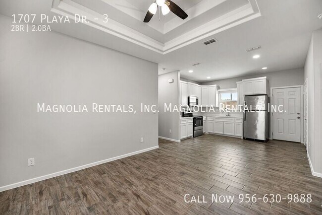 Foto del edificio - 1707 Playa Dr