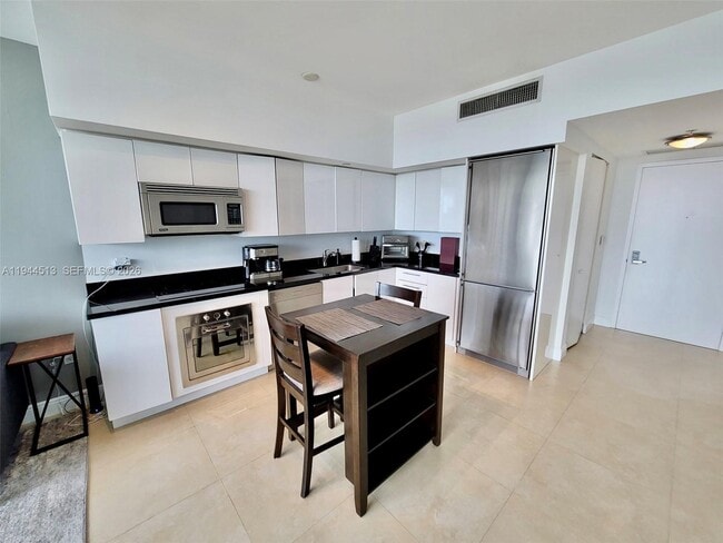 Foto del edificio - 92 SW 3rd St