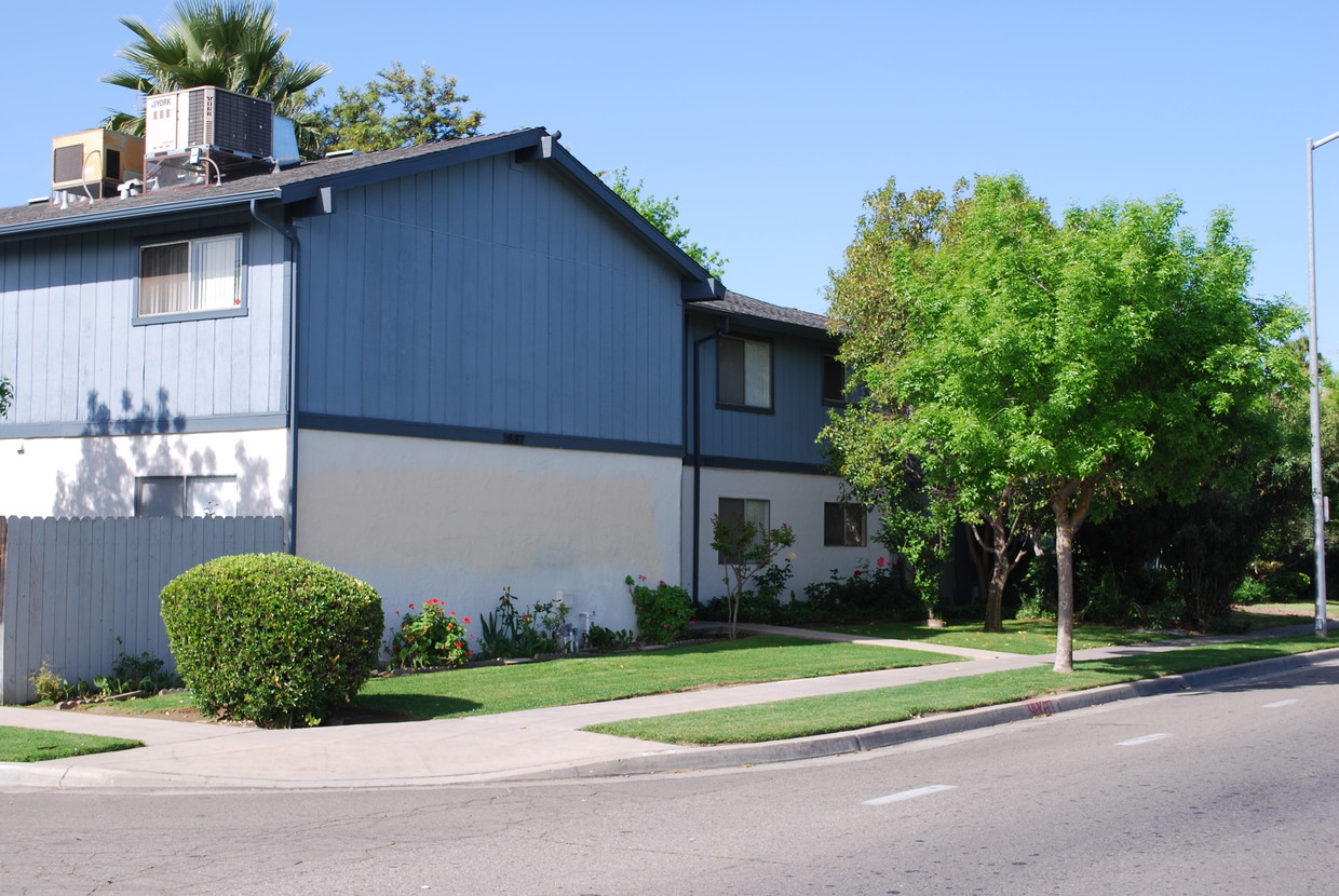 1937 W Shields Ave, Fresno, CA 93705 - Apartments In Fresno, CA ...