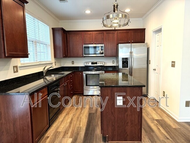 Building Photo - 969 Pierce Ivy Ct NE