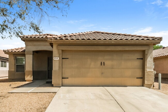 Building Photo - 8528 E Desert Ln