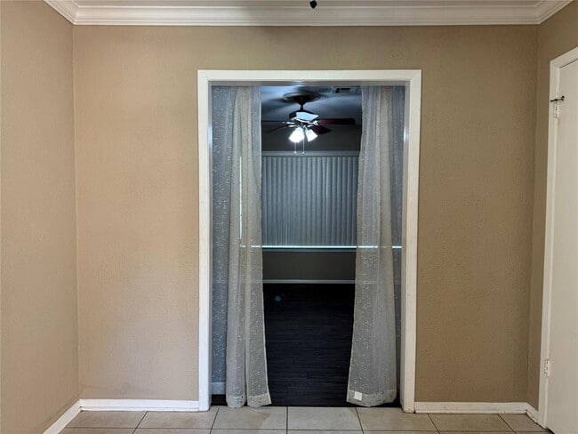 Building Photo - 15538 Baybrook Dr