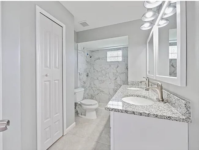 Photo - 750 Olympic Cir Townhome