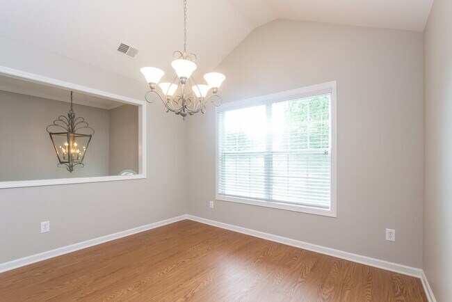 Foto del edificio - 170 Ripple Creek Dr SW