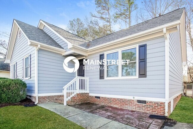 Building Photo - 3 Bedroom Pet-Friendly Home in RALEIGH, NC with Main Street Renewal