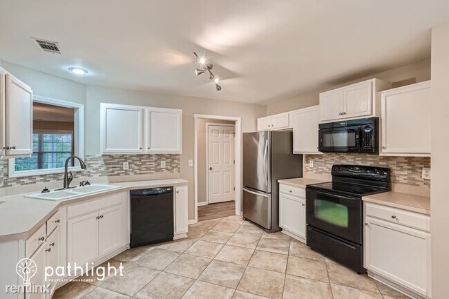 Foto del edificio - 3 br, 2 bath House - 1142 Otis Drive UNIT