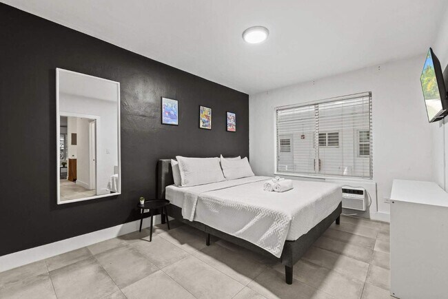 Foto del edificio - 7340 Harding Ave