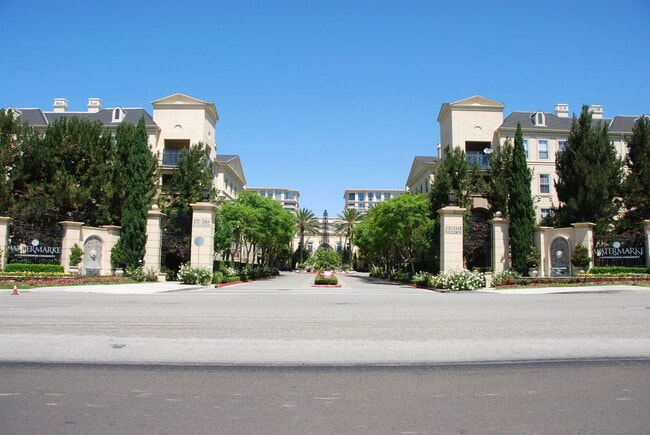 Photo - 3467 Watermarke Pl Apartment