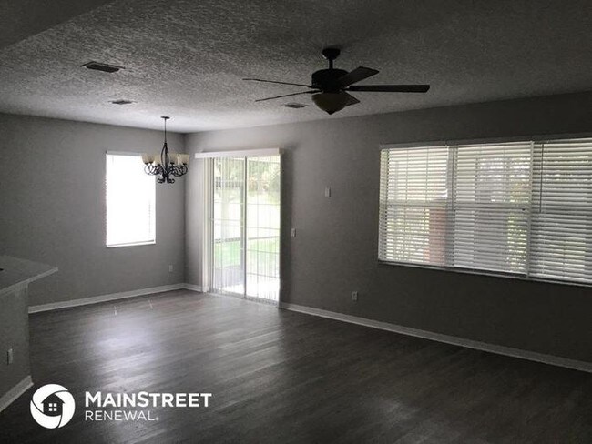Building Photo - 7412 Bridgeview Dr