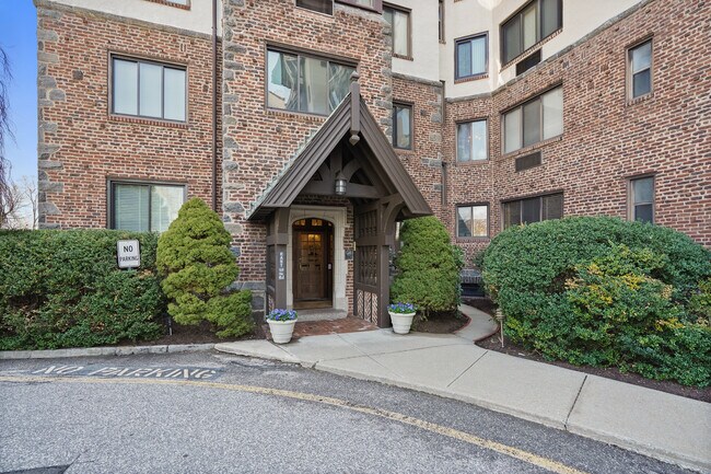 Foto del edificio - 47 Lafayette Pl