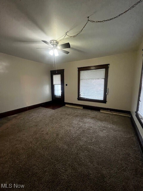 Foto del edificio - 242 W Summit St
