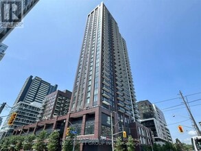 Building Photo - 130-130 River St