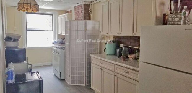 Building Photo - 4 bedroom in Boston MA 02113