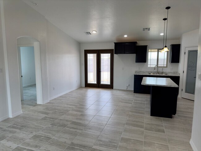 Foto del edificio - Almost New 3-Bedroom, 2-Bath Home for Rent in Bienestar 12!