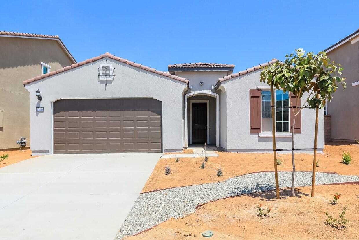 Primary Photo - 27210 Goldstone Dr