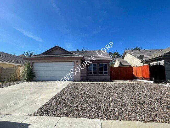 Building Photo - 3 Bedroom 2 Bathroom House for Rent in Pal...