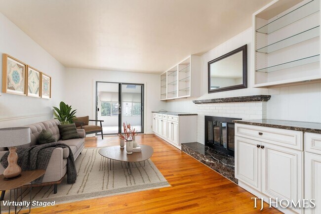 Foto del edificio - 8 Wallinwood Ave NE