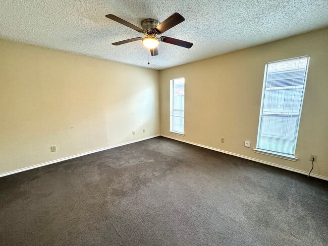 Building Photo - 13217 Fall Manor Dr