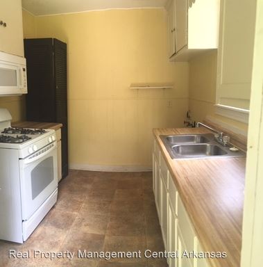 Building Photo - 2101 S Fillmore St